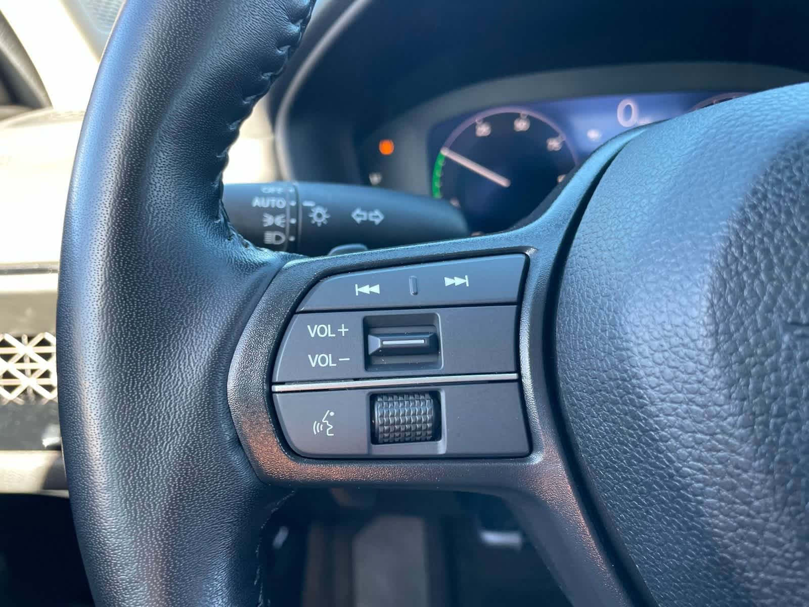 Used 2024 Honda Accord EX-L image 27