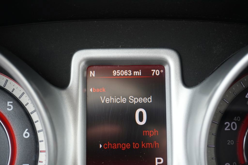 Used 2015 Dodge Journey R/T w/ Flexible Seating Group image 20