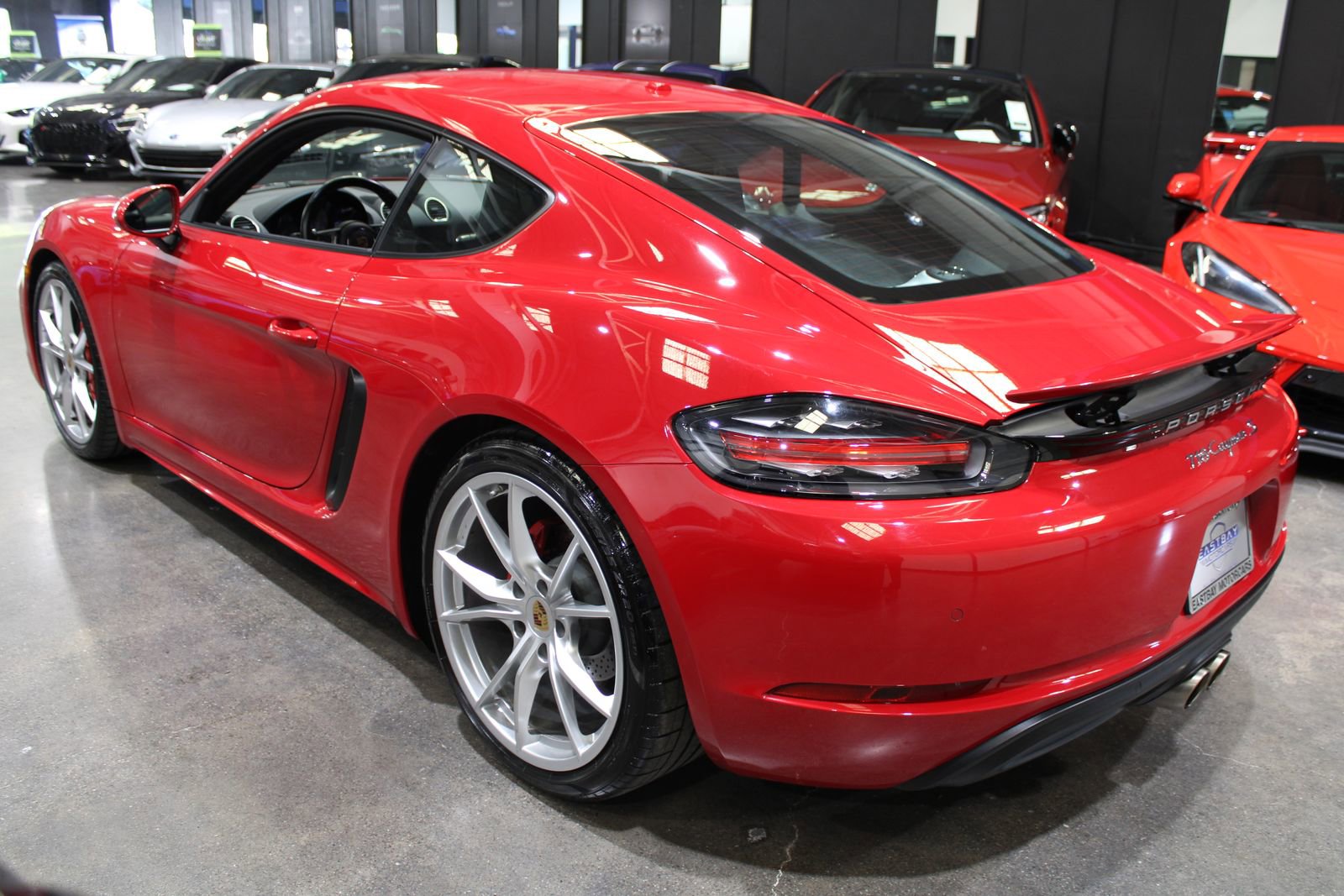 Used 2021 Porsche 718 Cayman S RWD image 9