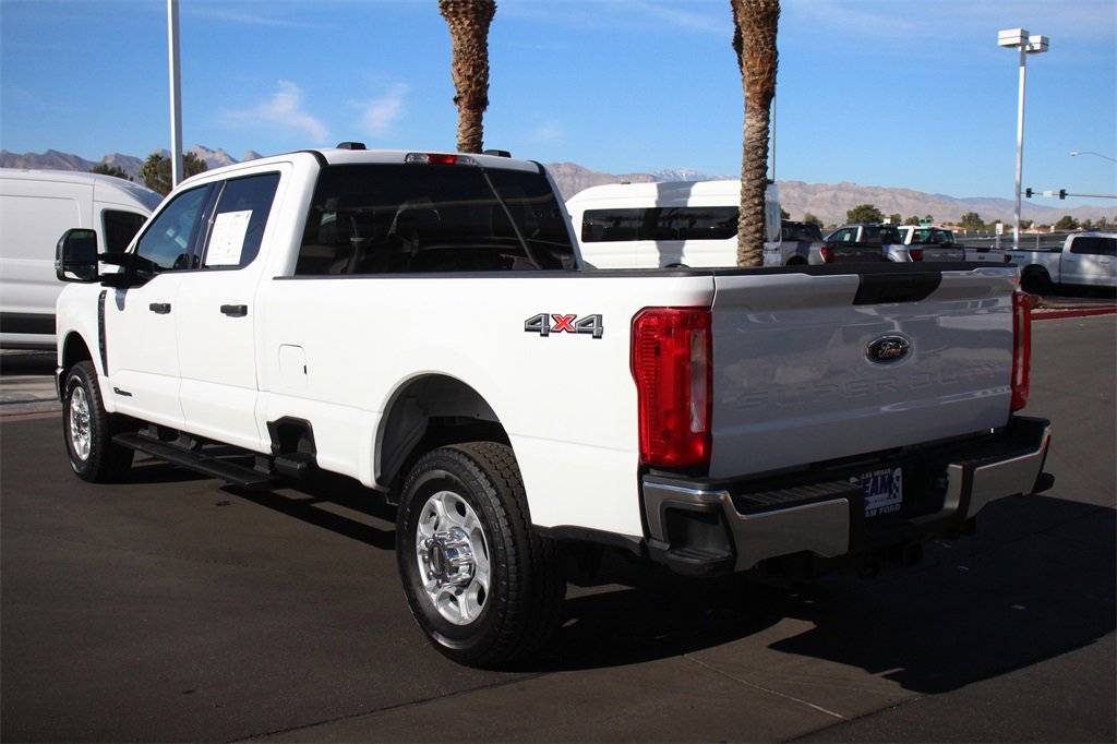 Certified 2025 Ford F350 XLT image 5