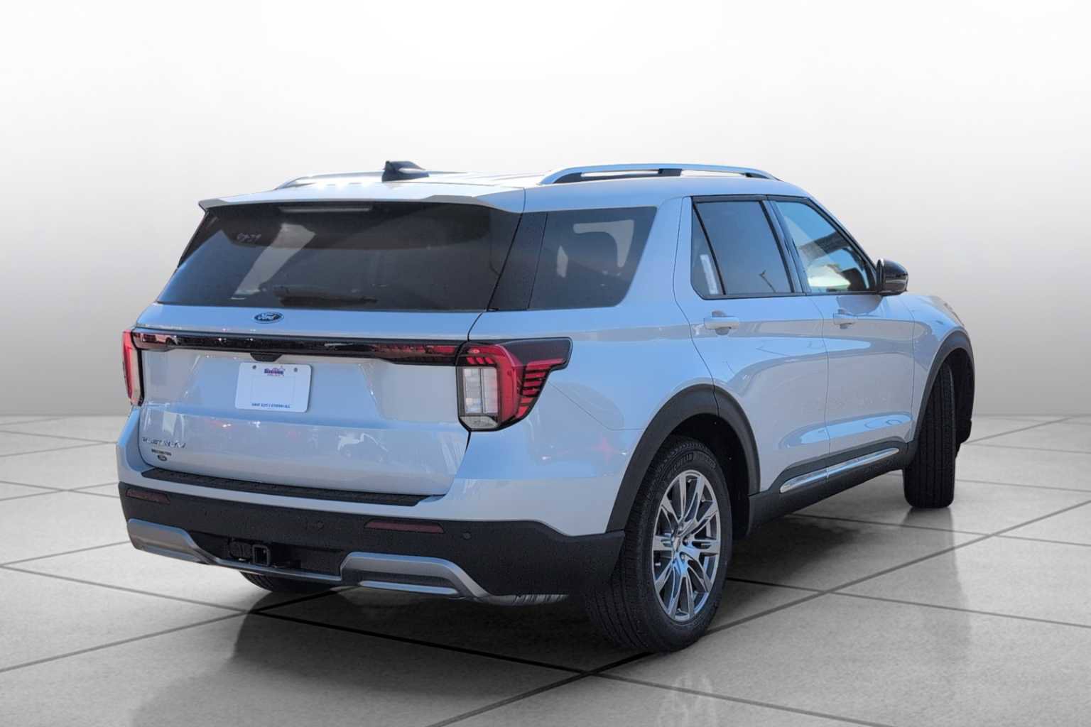 New 2025 Ford Explorer Platinum image 13