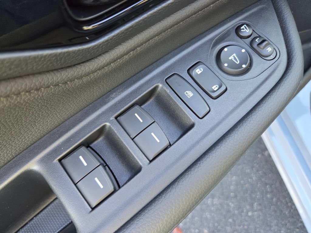 Used 2025 Honda Odyssey Elite image 39