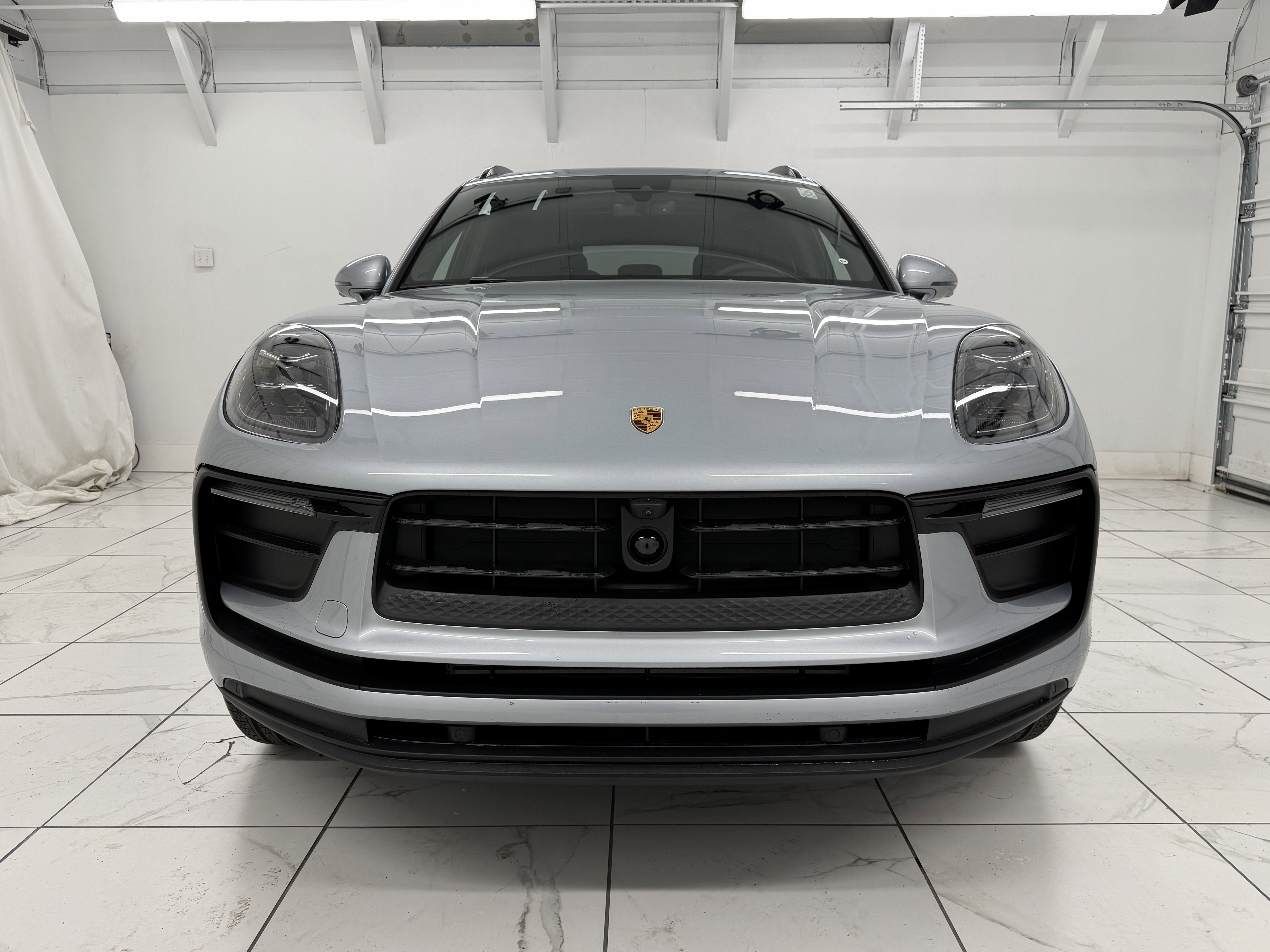 New 2026 Porsche Macan image 9