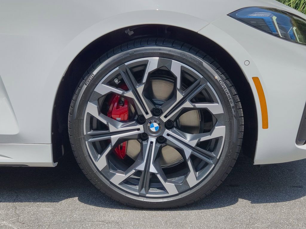 New 2026 BMW 430i Coupe w/ M Sport Package image 9