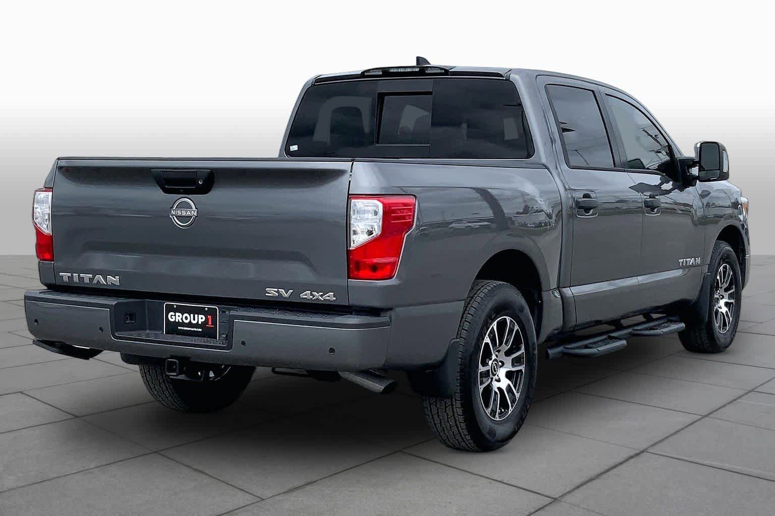 Used 2023 Nissan Titan SV w/ SV Convenience Package AWD/4WD image 13