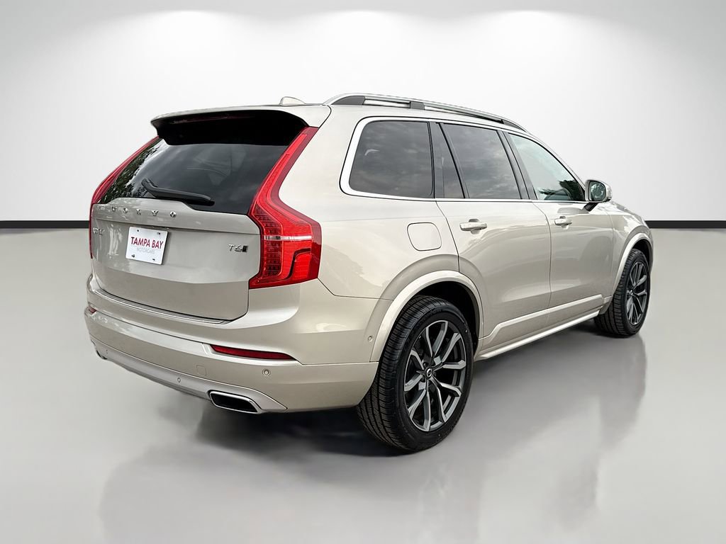 Used 2018 Volvo XC90 T6 Momentum w/ Convenience Package AWD/4WD image 3