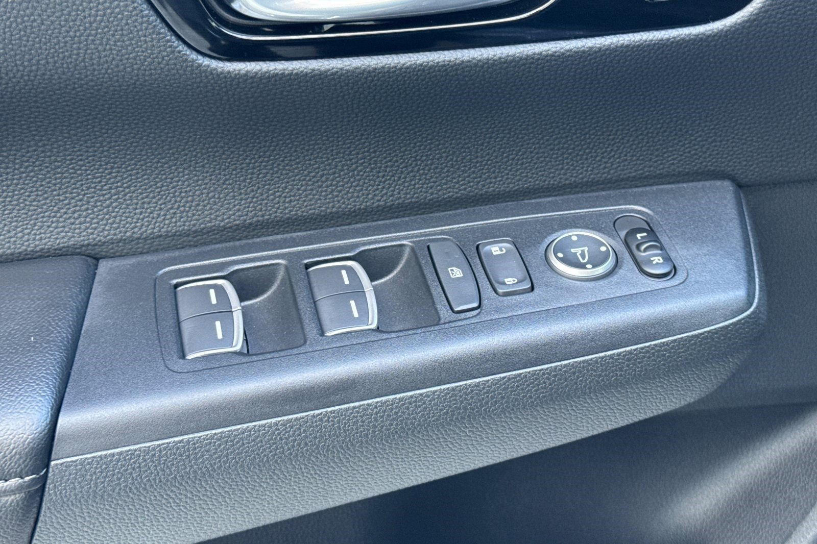 New 2026 Honda CR-V EX-L image 13