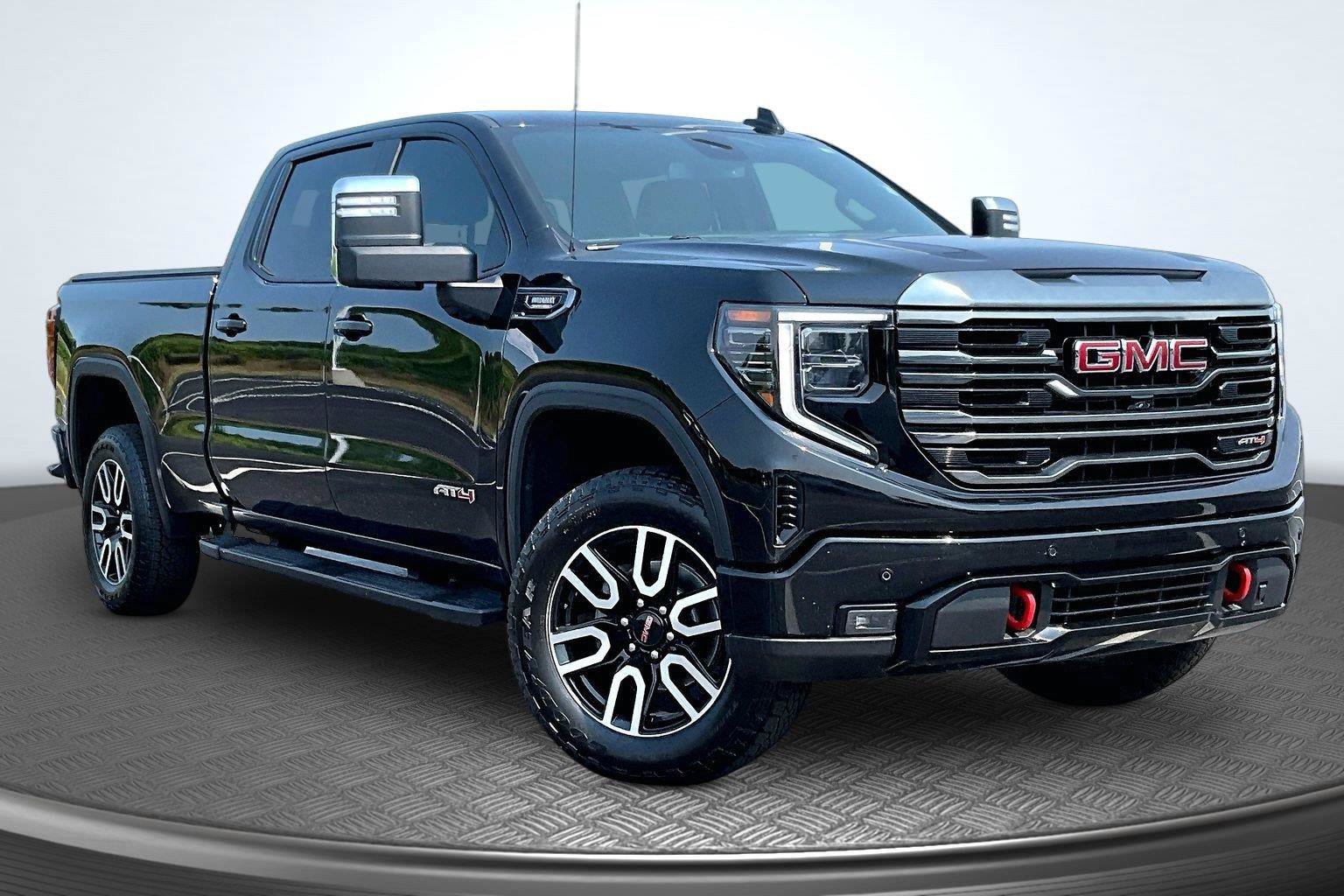 Used 2024 GMC Sierra 1500 AT4 w/ AT4 Preferred Package AWD/4WD image 13