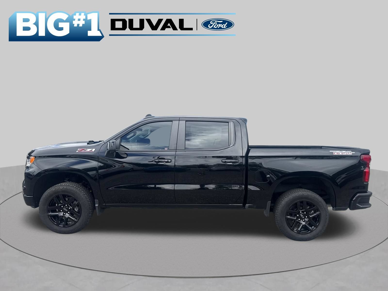 Used 2025 Chevrolet Silverado 1500 LT Trail Boss w/ LT Trail Boss Premium Package AWD/4WD image 6