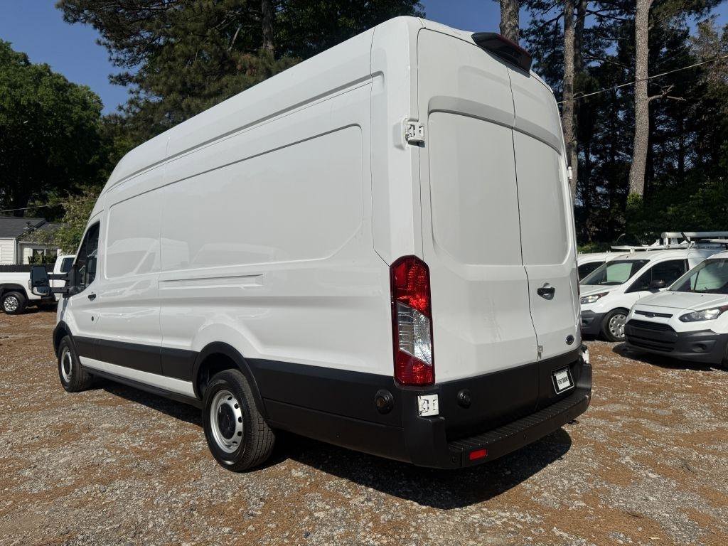 Used 2020 Ford Transit 250 148 High Roof Extended w/ Load Area Protection Package RWD image 4