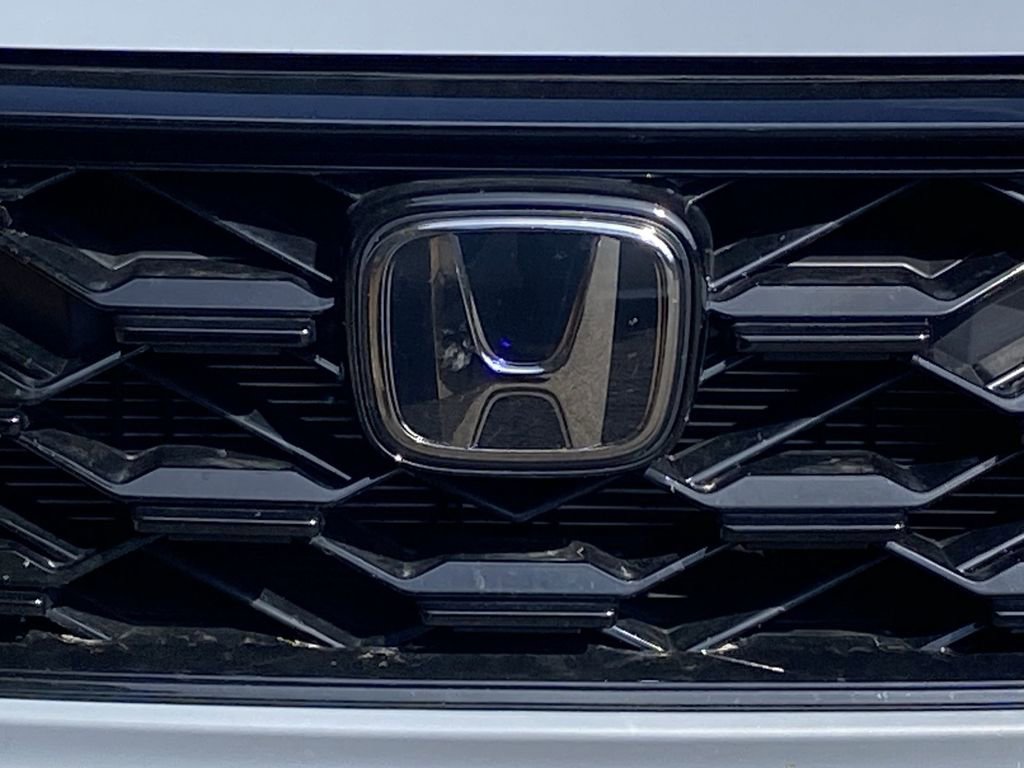 Used 2025 Honda CR-V Sport image 11