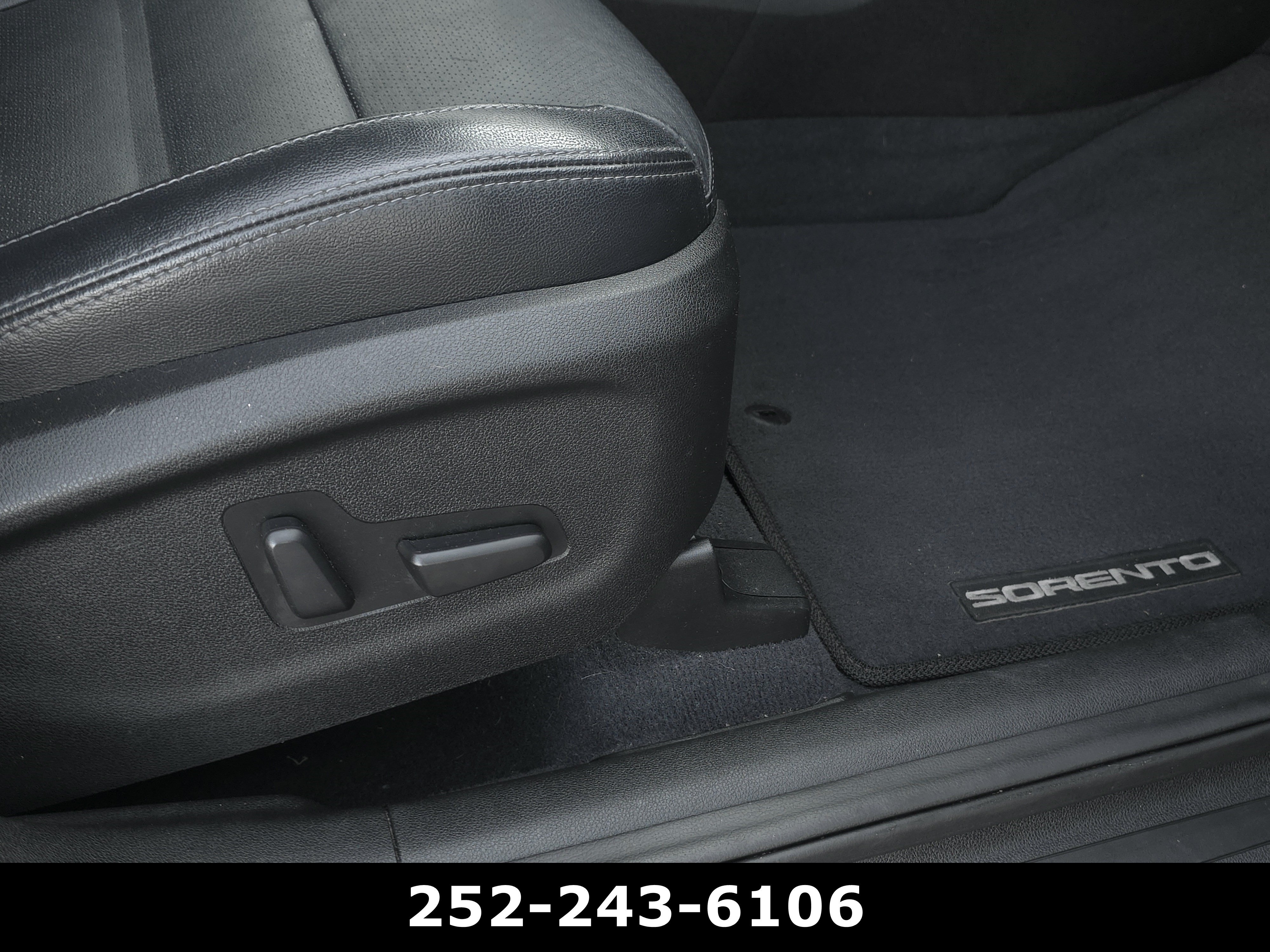 Used 2019 Kia Sorento EX FWD image 45