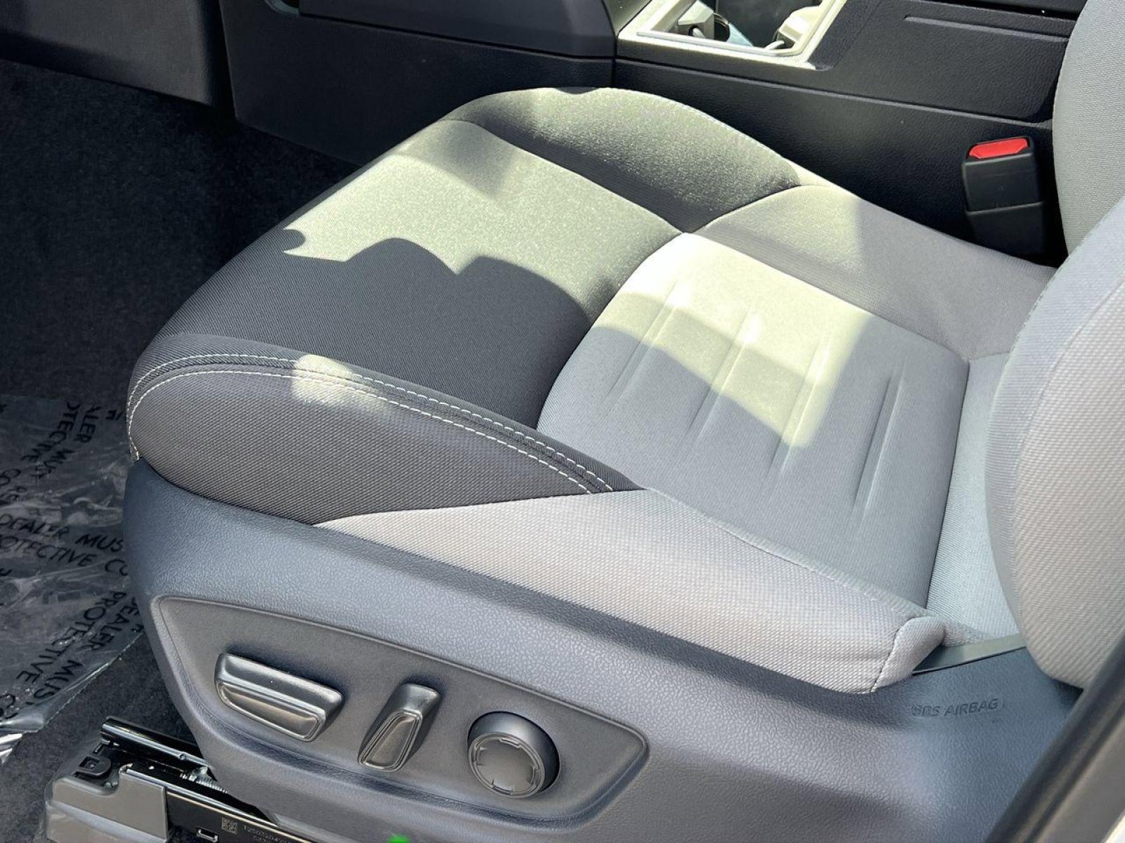 New 2025 Toyota Tacoma TRD Off-Road image 8