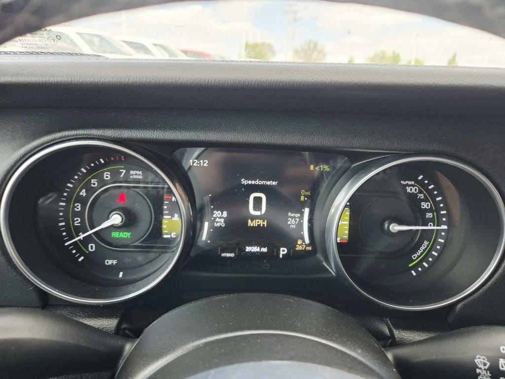 Used 2023 Jeep Wrangler Unlimited Sahara w/ Cold Weather Group AWD/4WD image 29