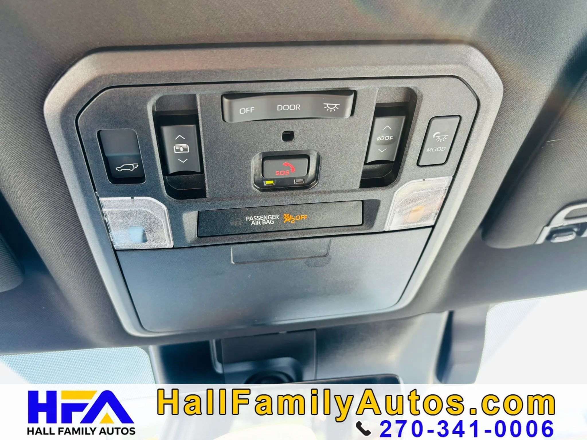 Used 2025 Toyota Sequoia Capstone AWD/4WD image 22