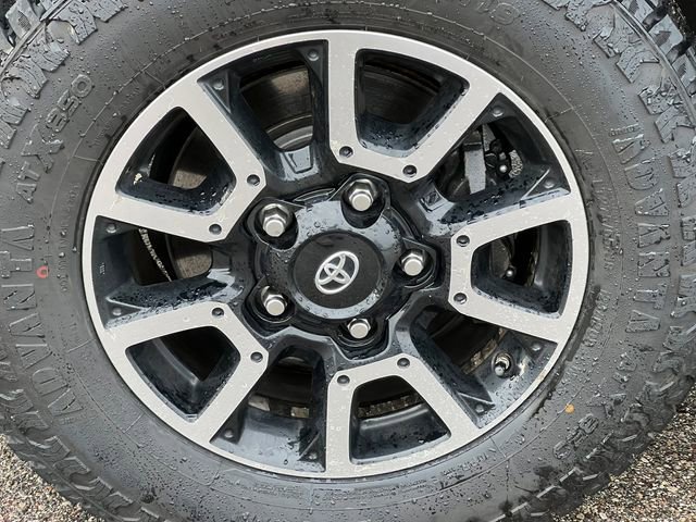 Used 2016 Toyota Tundra Limited w/ TRD Off Road Package image 7