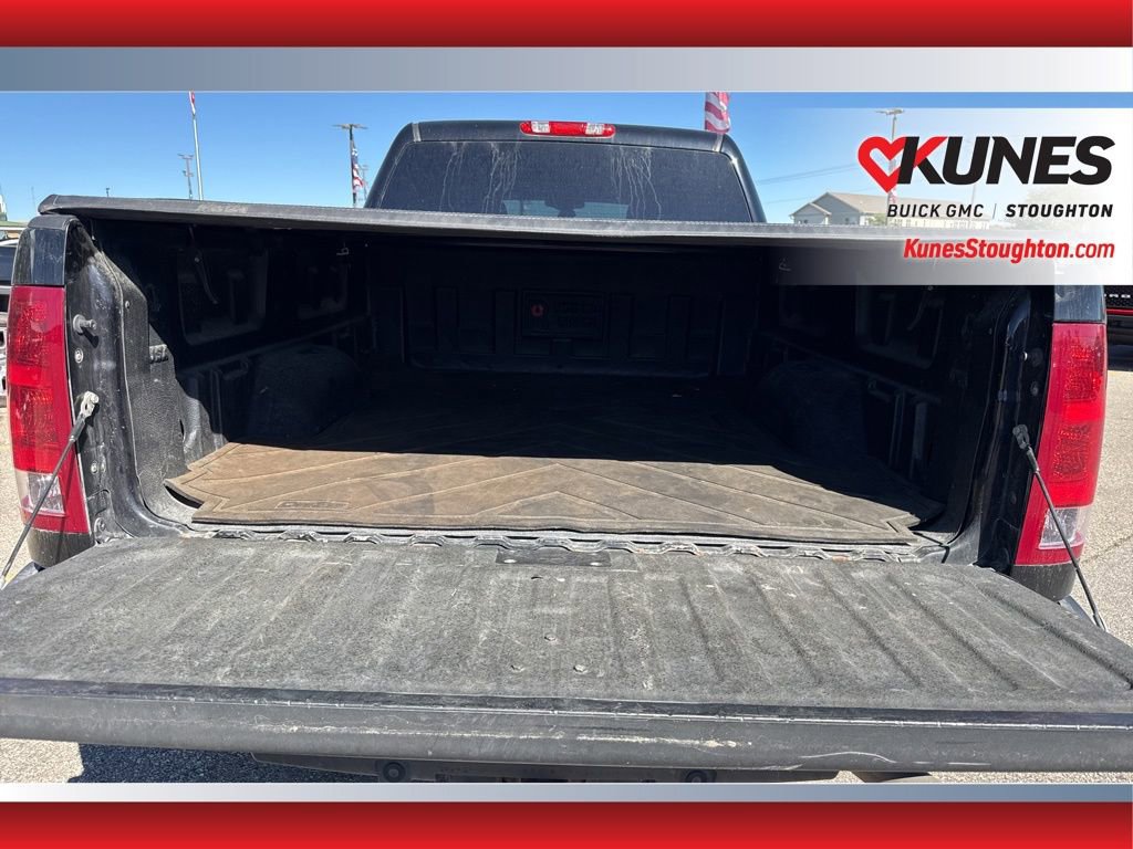 Used 2014 GMC Sierra 2500 SLT w/ SLT Convenience Package image 19