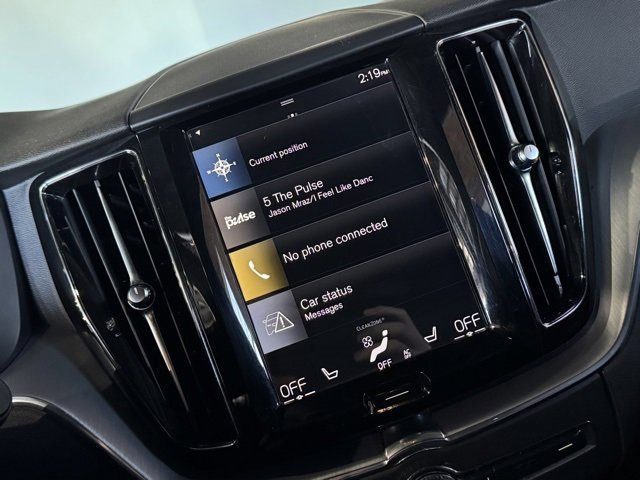 Used 2018 Volvo XC60 T5 Momentum w/ Convenience Package image 33