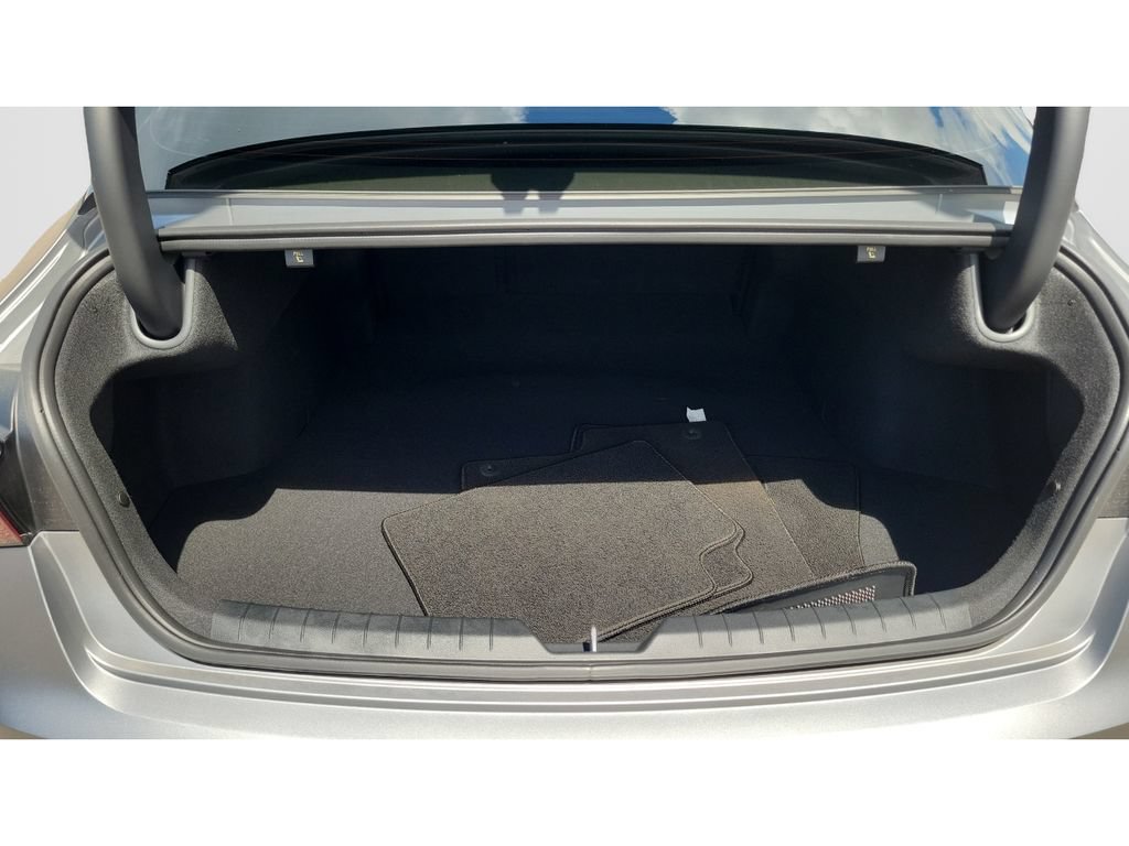 Used 2025 Kia K5 GT-Line w/ GT-Line Premium Package FWD image 9