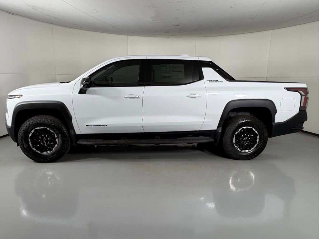 New 2026 Chevrolet Silverado EV Trail Boss image 6