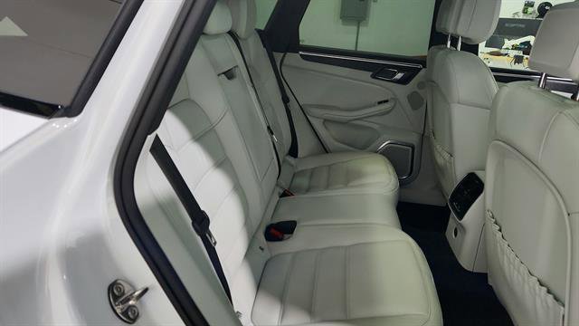 Used 2023 Porsche Macan GTS image 28