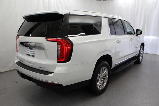 Used 2022 GMC Yukon XL SLT w/ SLT Luxury Package AWD/4WD image 13