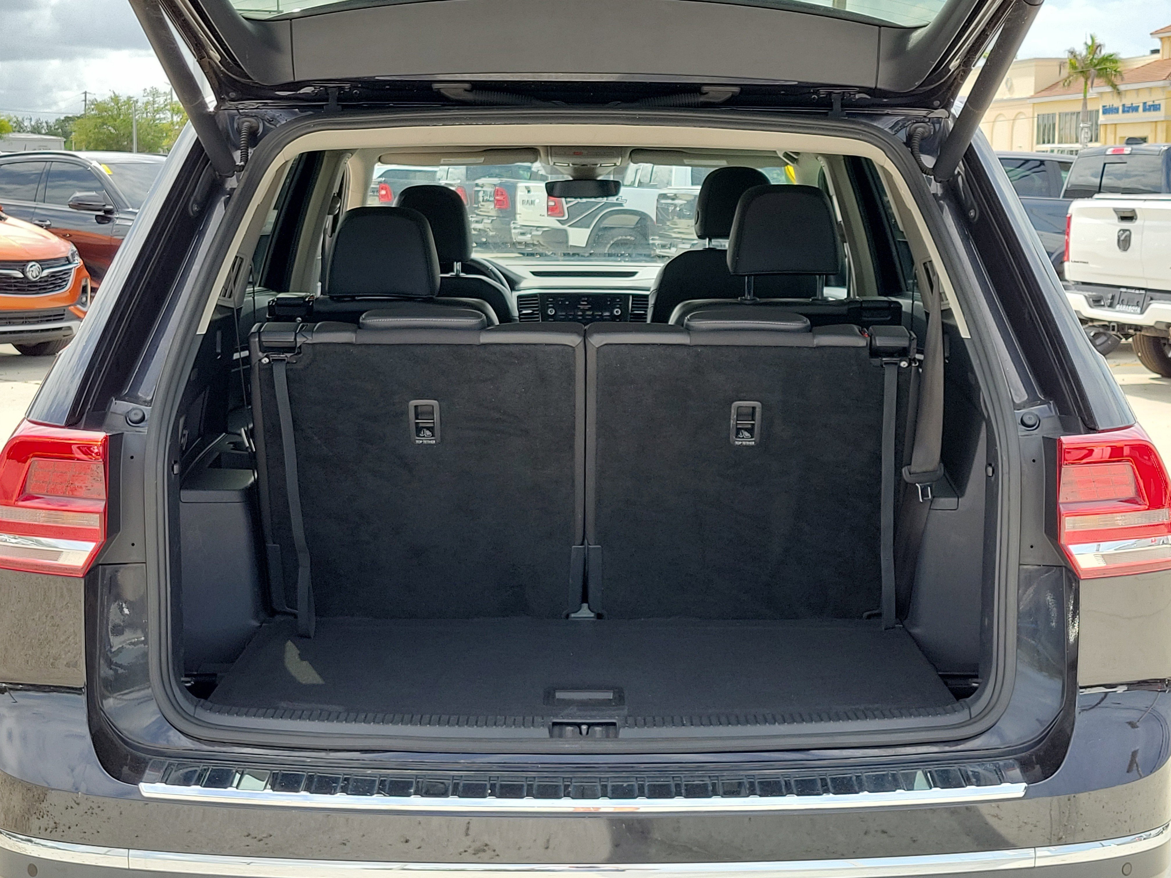 Used 2019 Volkswagen Atlas SEL Premium AWD/4WD image 12