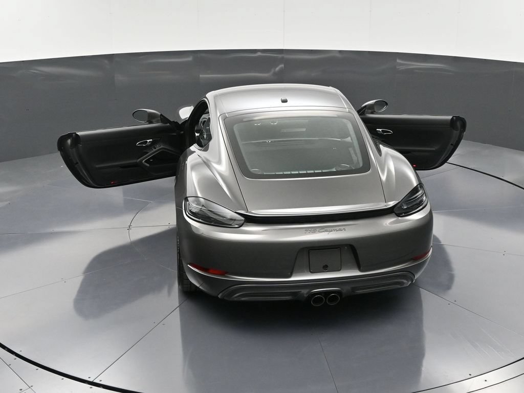 New 2025 Porsche 718 Cayman RWD image 31