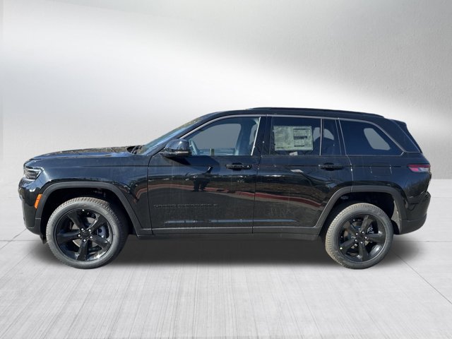 New 2026 Jeep Grand Cherokee Limited w/ Limited Altitude Package AWD/4WD image 8