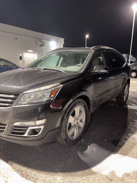 Used 2014 Chevrolet Traverse LTZ image 2