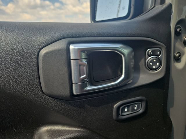 Used 2023 Jeep Gladiator Sport AWD/4WD image 13