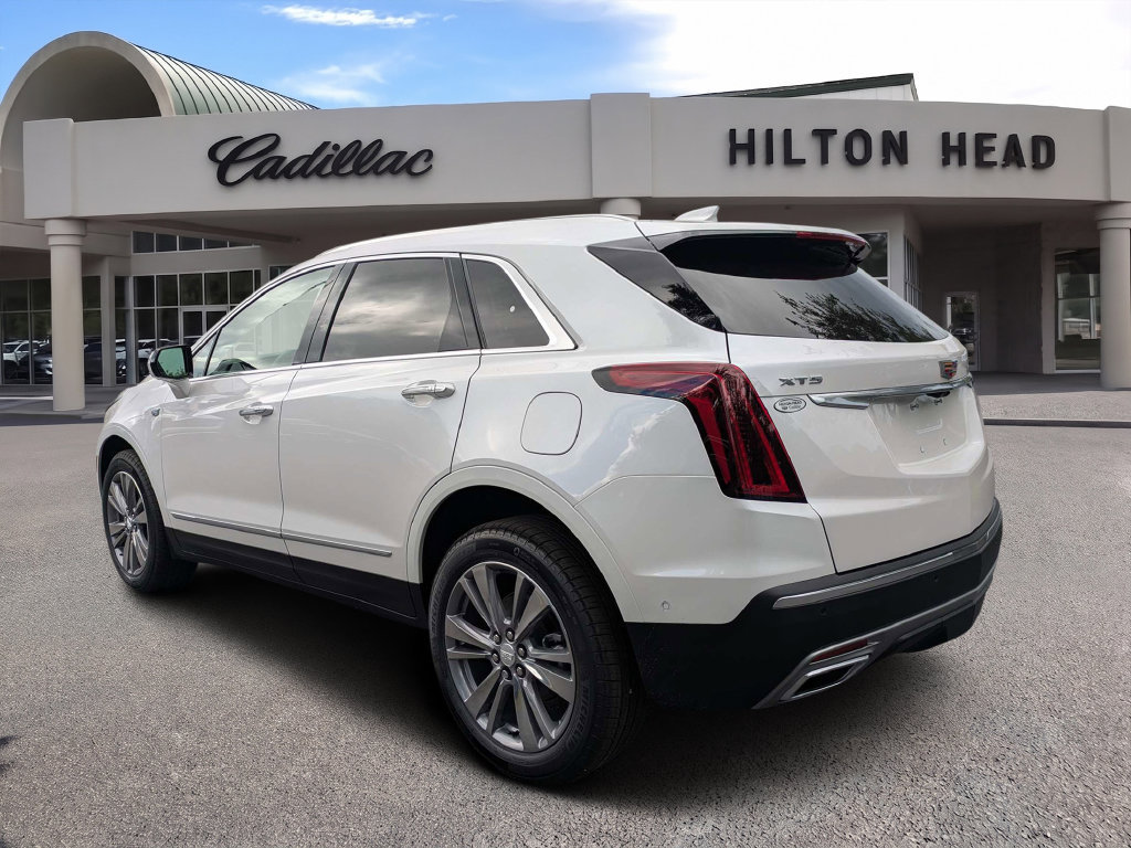 New 2026 Cadillac XT5 Premium Luxury w/ Driver Assist Package FWD image 3