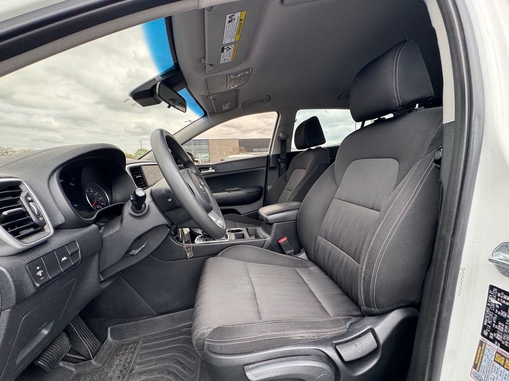 Used 2021 Kia Sportage LX image 14