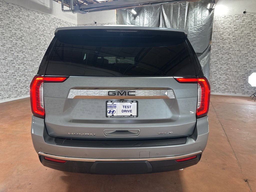 Used 2024 GMC Yukon XL SLT w/ SLT Luxury Package image 6