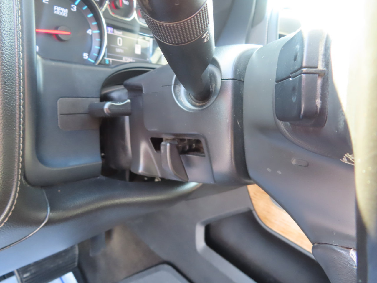 Used 2018 Chevrolet Silverado 2500 LTZ w/ Duramax Plus Package image 34