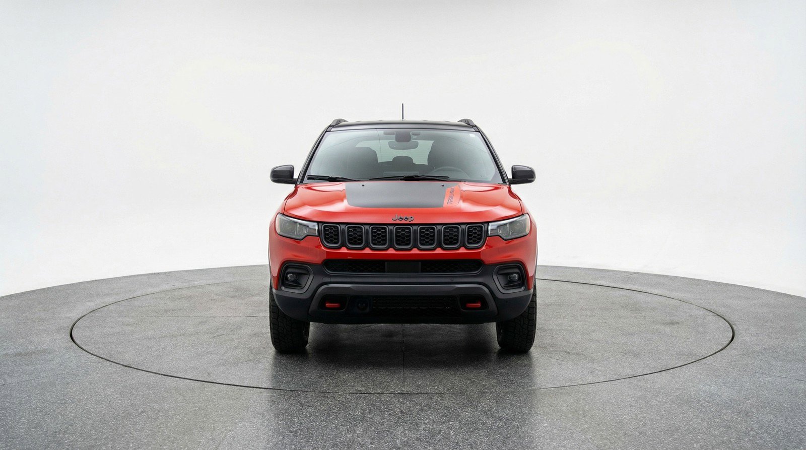 Used 2025 Jeep Compass Trailhawk AWD/4WD image 2