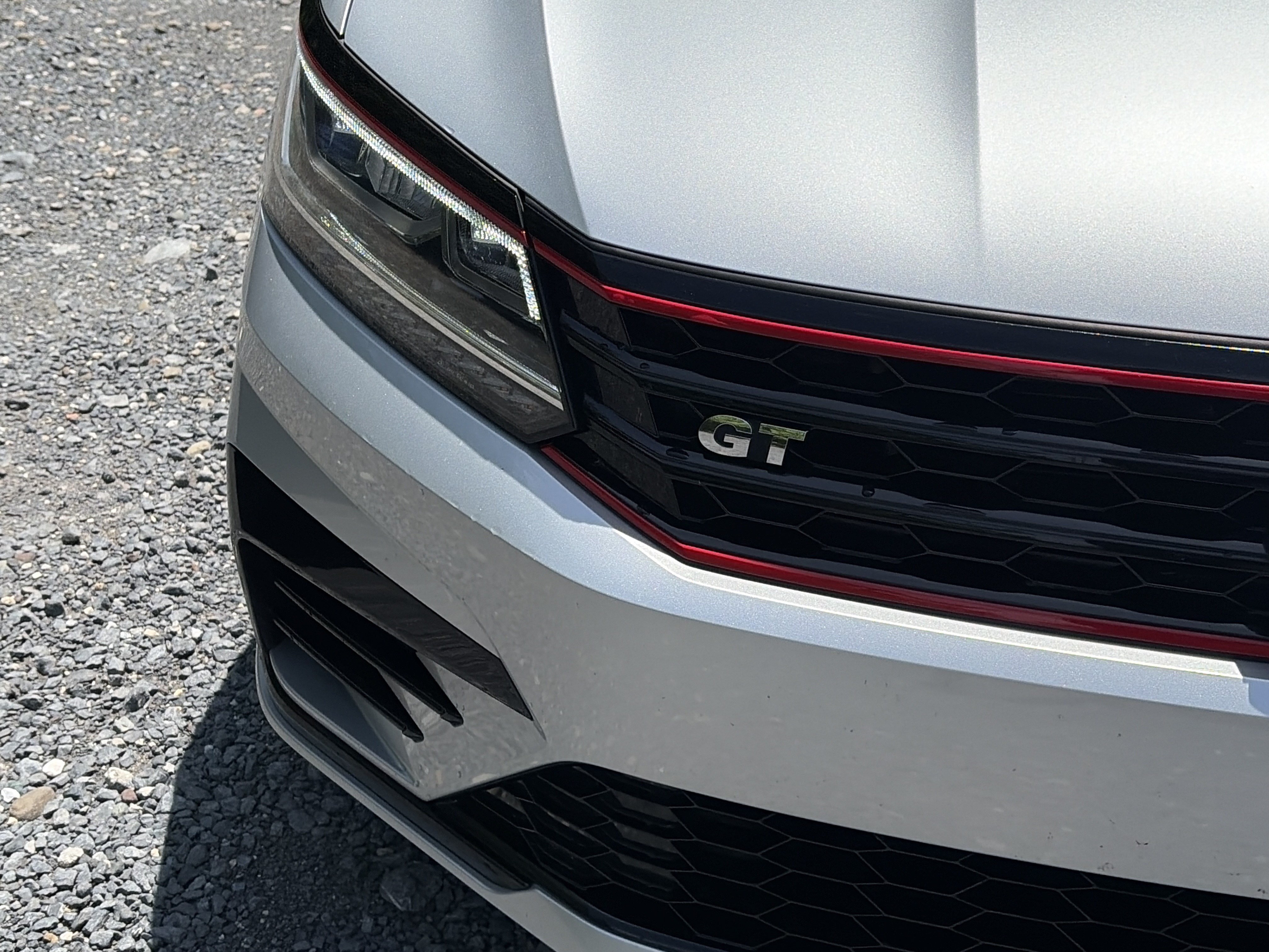 Used 2018 Volkswagen Passat 3.6 FWD image 12