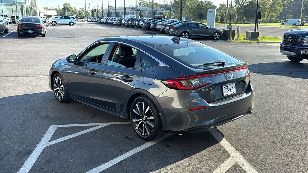 Used 2023 Honda Civic EX-L image 3