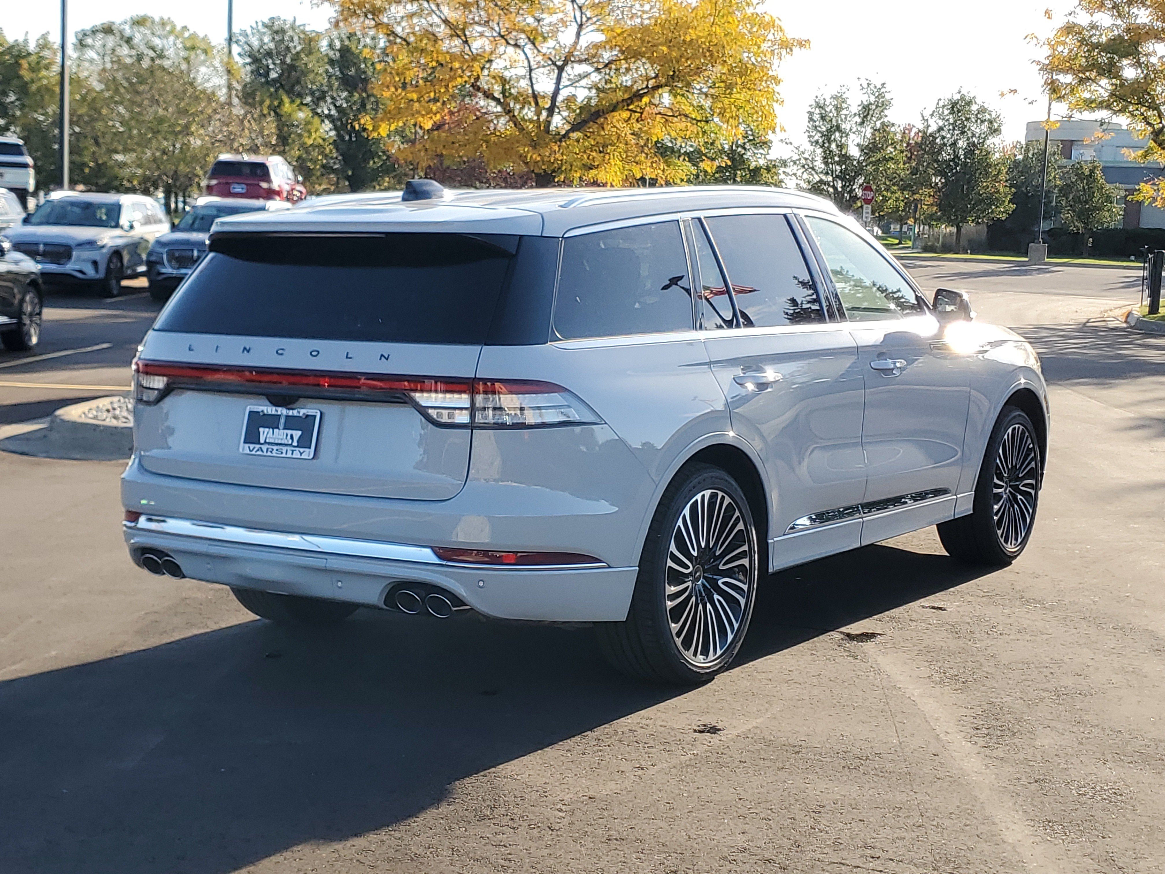 New 2027 Lincoln Aviator Black Label w/ Dynamic Handling Package AWD/4WD image 4