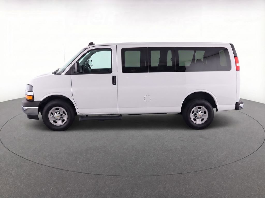 Used 2020 Chevrolet Express 3500 LT w/ LT Preferred Equipment Group image 4