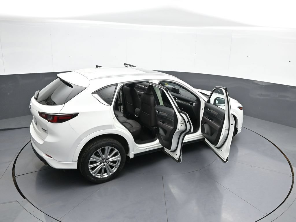 Used 2023 MAZDA CX-5 Signature AWD/4WD image 46
