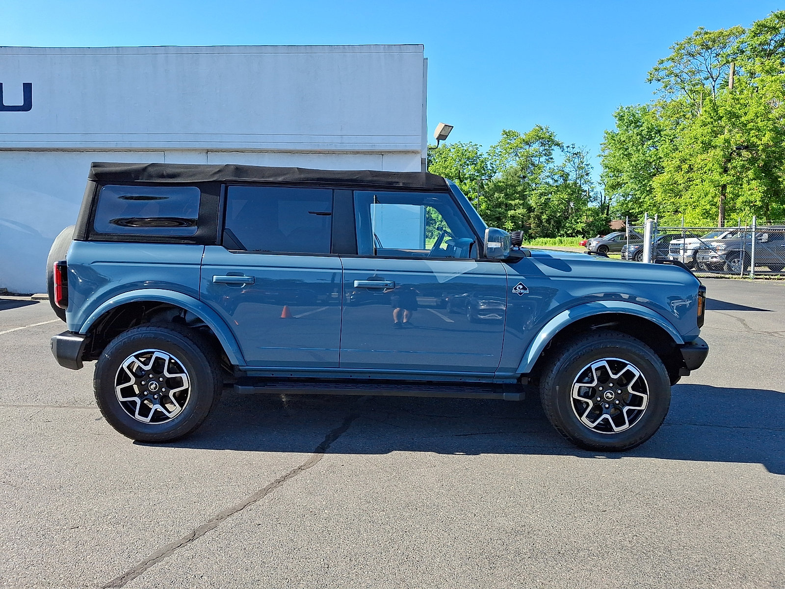 Certified 2022 Ford Bronco Outer Banks AWD/4WD image 7