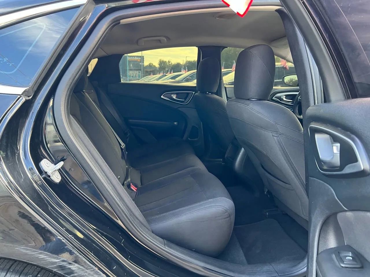 Used 2015 Chrysler 200 Limited image 13