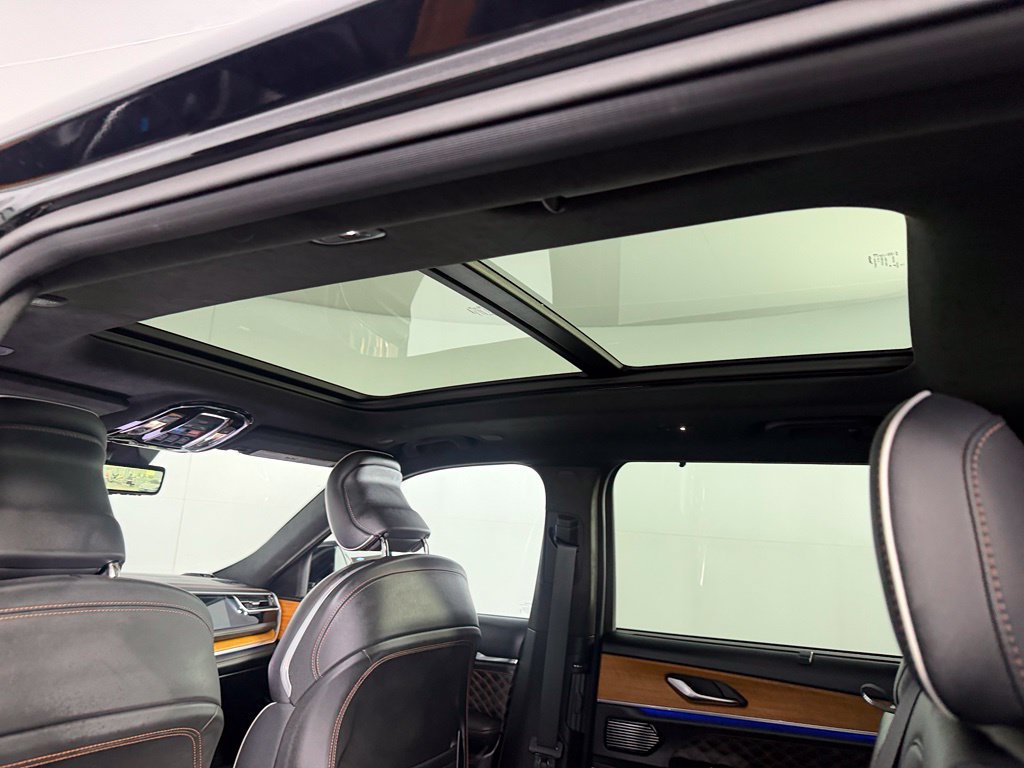 Certified 2023 Jeep Grand Cherokee L Summit AWD/4WD image 28