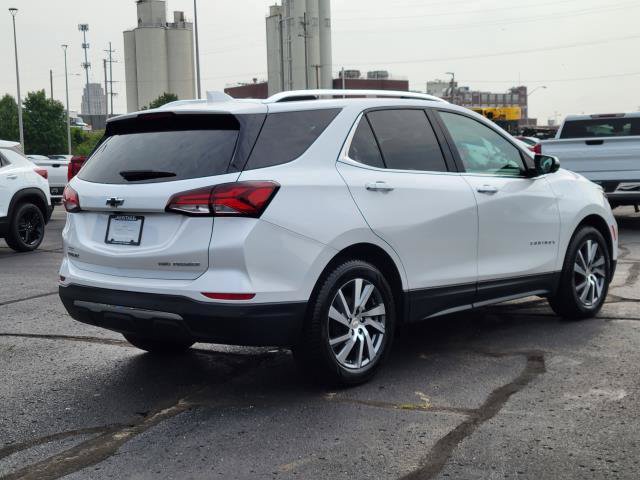Used 2022 Chevrolet Equinox Premier AWD/4WD image 2