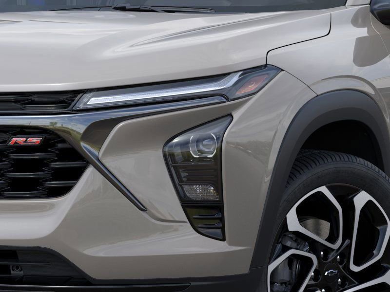 New 2026 Chevrolet Trax RS w/ Sunroof Package FWD image 11