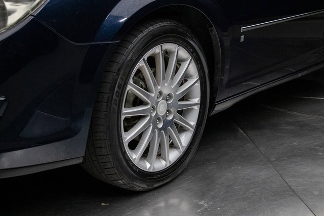 Used 2007 Saturn Aura XR w/ Premium Trim Pkg image 7