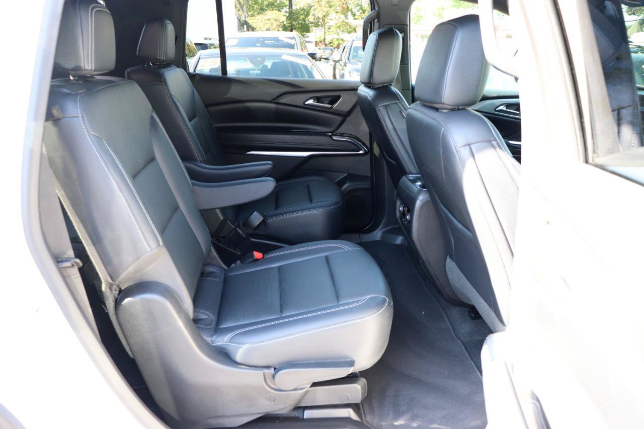 Used 2026 Chevrolet Traverse LT AWD/4WD image 15