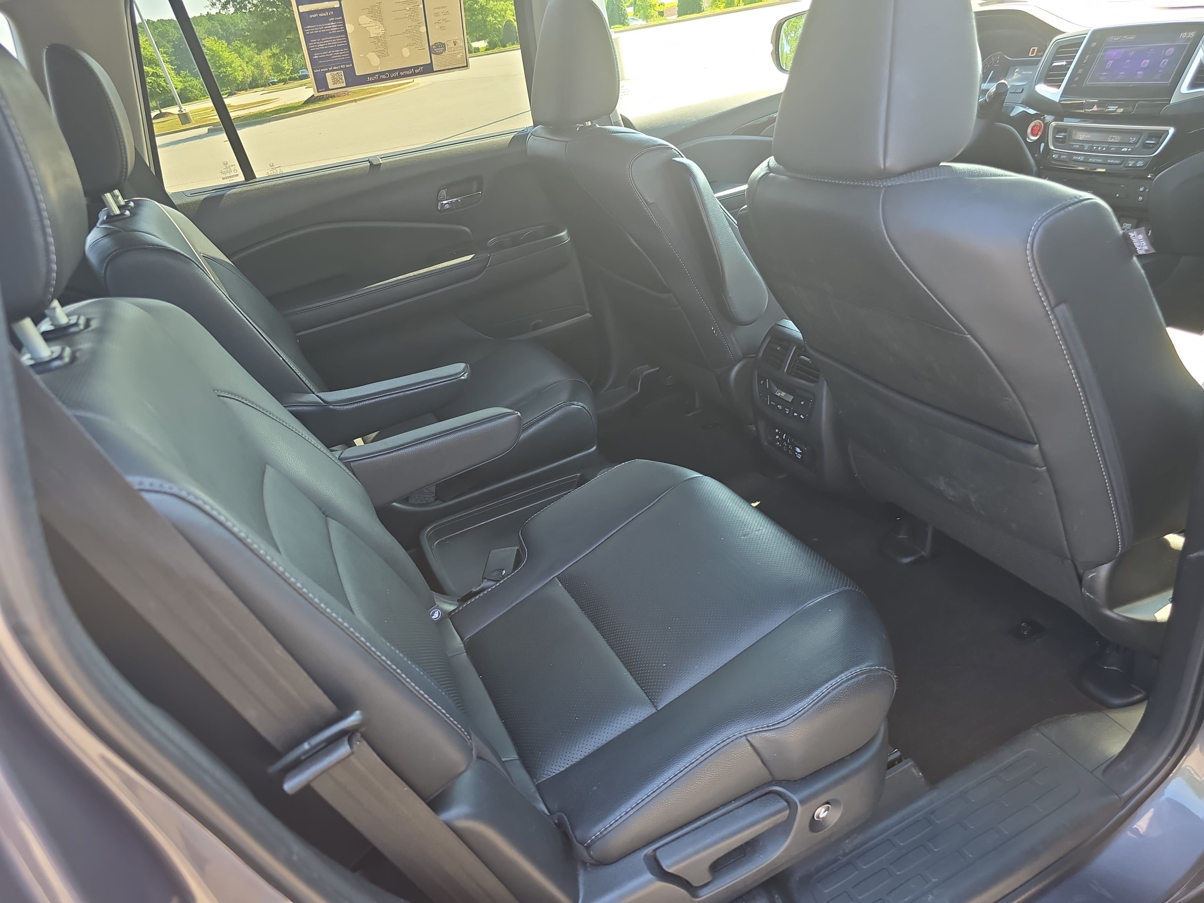 Used 2016 Honda Pilot Elite image 11