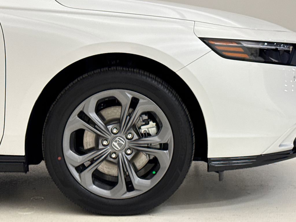 New 2026 Honda Accord EX-L image 6